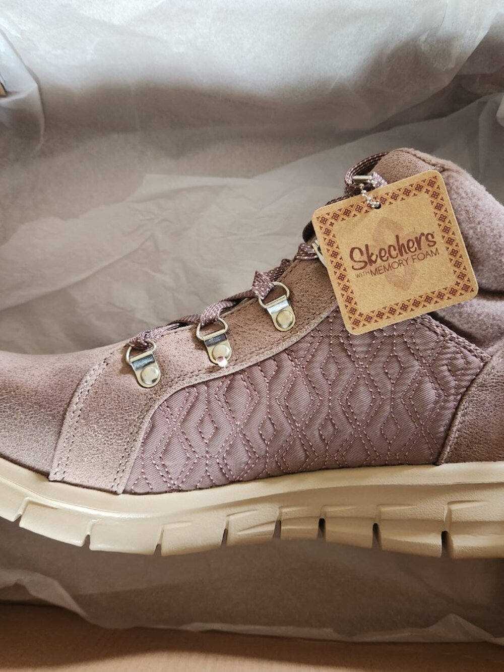 Skechers Synergy Quilt Hiker boots. NIB. Mauve. Size 10 - Picture 5 of 11